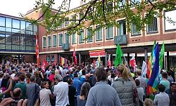 Kundgebung gegen Fremdenfeindlichkeit im Rathausinnenhof der Stadt Münster (9.5.2016; Foto: Klare)