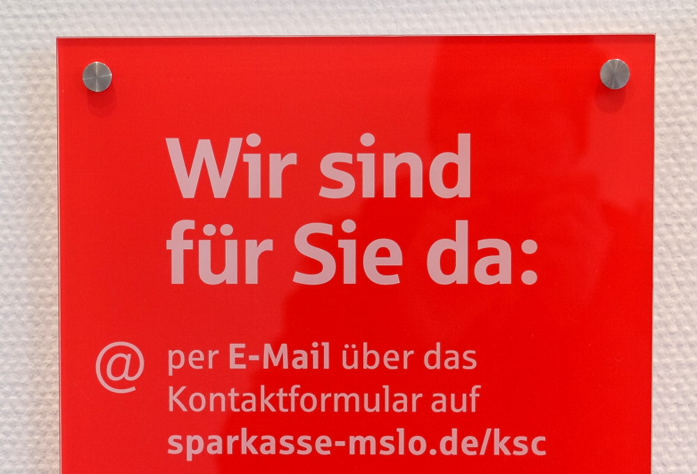 Die Sparkasse hat den persönlichen Service in Berg Fidel abgeschafft, die Filiale ist geschlossen. (6.12.2016; Foto: Klare)