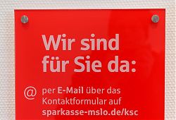 Die Sparkasse hat den persönlichen Service in Berg Fidel abgeschafft, die Filiale ist geschlossen. (6.12.2016; Foto: Klare)