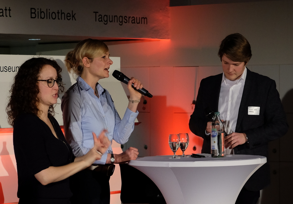 Neujahrsempfang 2016 der SPD Münster: Robert von Olberg im Gespräch mit Christina Kampmann (25.1.2016; Foto: Klare)