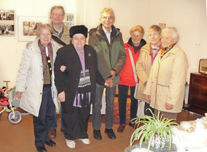 Berg Fideler Senioren zu Besuch im Hiltruper Museum (Mitte: Ratsherr Karl-Heinz Winter)