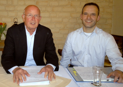 Dr. Heinz Kammeier (l.) und AsJ-Vorsitzender Felix Echelmeyer